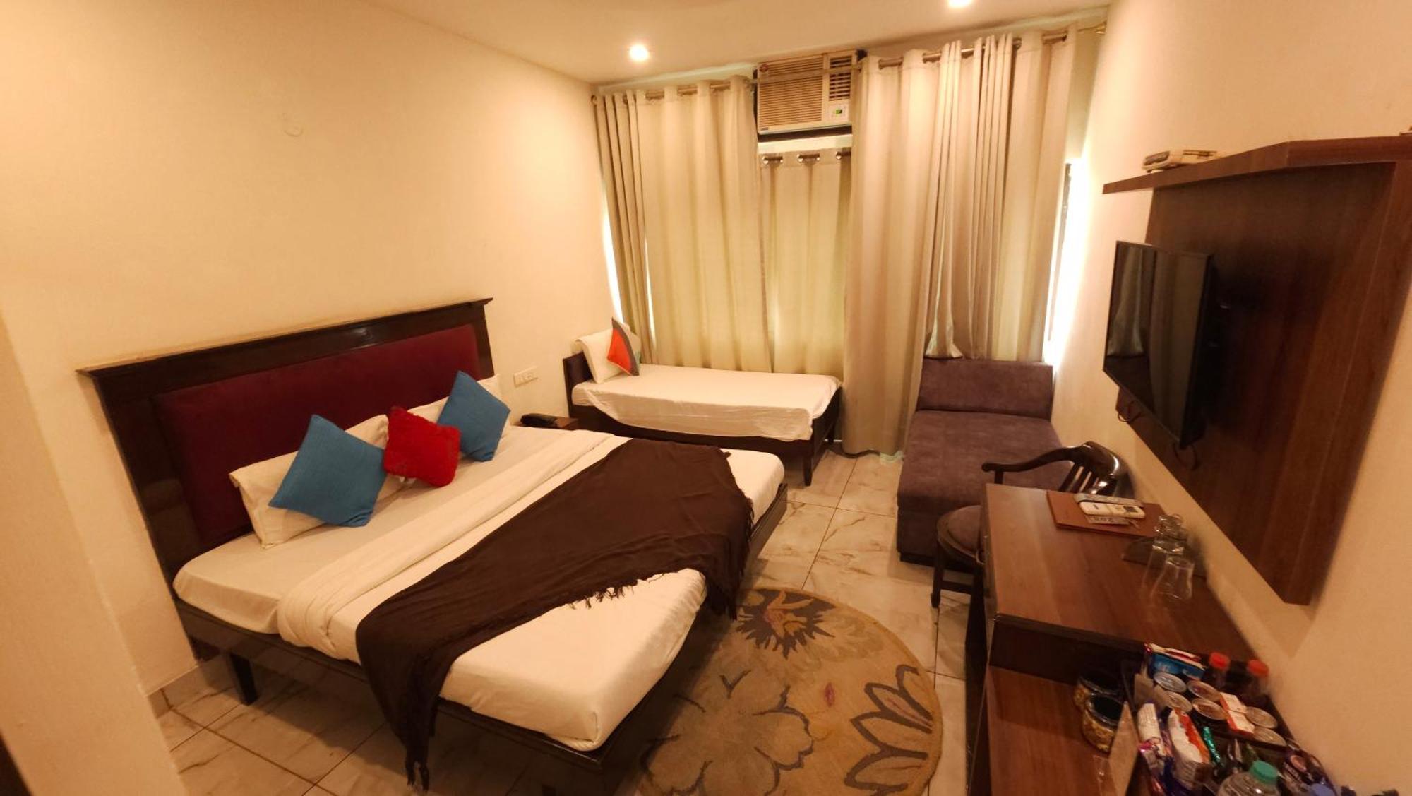 Chandīgarh Hotel Vrs Inns מראה חיצוני תמונה